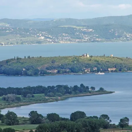 52 With Outdoor Swimmingpool * Tuoro sul Trasimeno